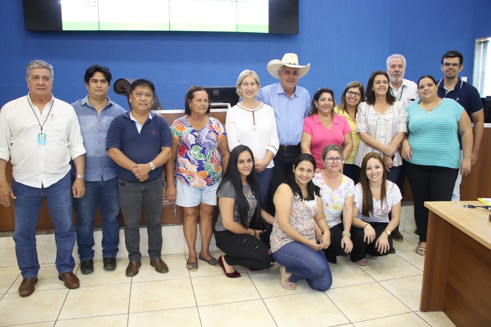 Prefeitura e AGEHAB sinalizam início das obras das casas populares do Jardim das Primaveras Prefeitura e AGEHAB sinalizam início das obras das casas populares do Jardim das Primaveras