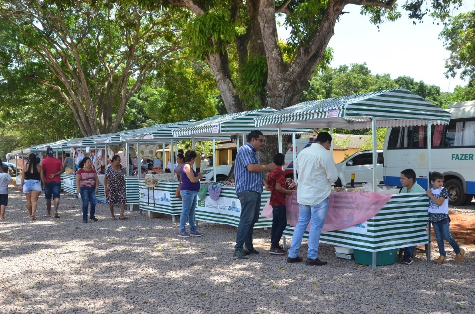 6º Encontro de Camponesas reúne autoridades e famílias do campo e expõe a diversidade da produção rural da região de Três Lagoas 6º Encontro de Camponesas reúne autoridades e famílias do campo e expõe a diversidade da produção rural da região de Três Lagoas