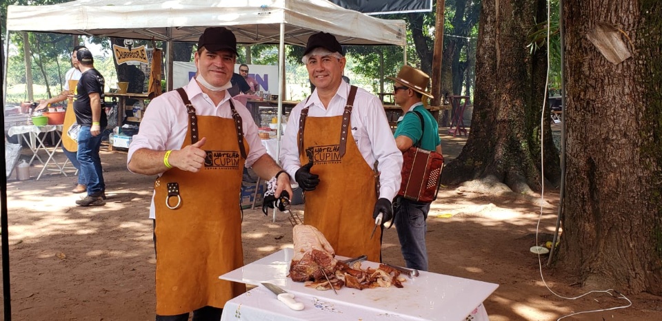 Uma tonelada de carne para consumir no 1° Churrascaje