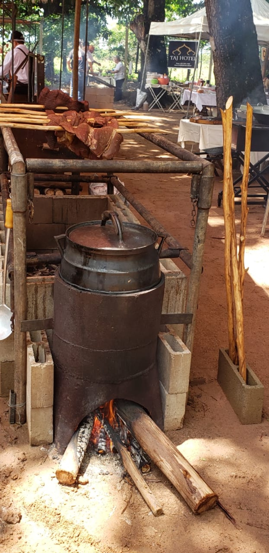 Uma tonelada de carne para consumir no 1° Churrascaje