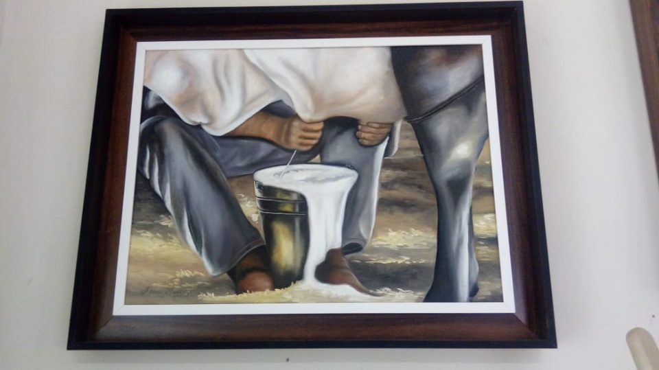 Celulose vira arte na mão de três-lagoenses Celulose vira arte na mão de três-lagoenses