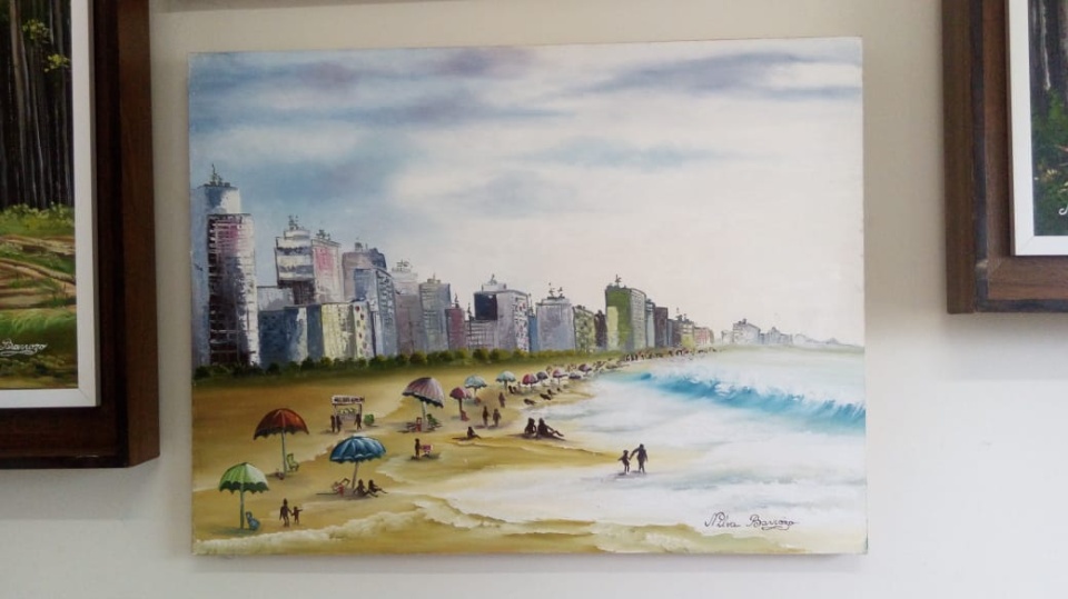 Celulose vira arte na mão de três-lagoenses Celulose vira arte na mão de três-lagoenses