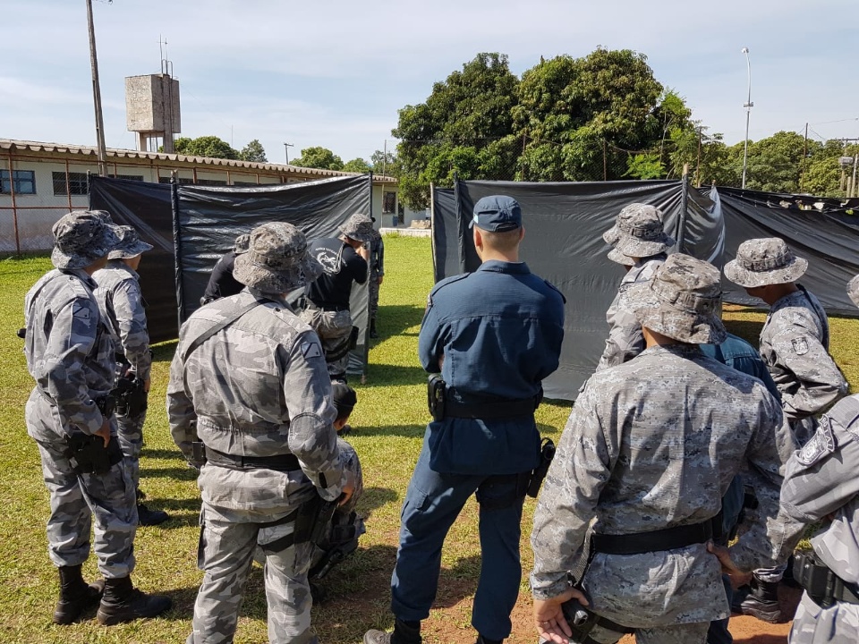 Agentes de MS se capacitam em intervenção e escolta prisional de alto risco