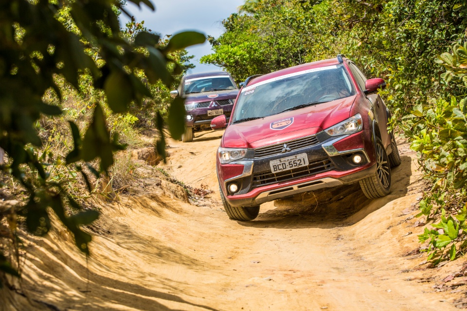 Com eucaliptos e canaviais, passeio 4x4 da Mitsubishi desbrava Ribeirão Preto no próximo final de semana