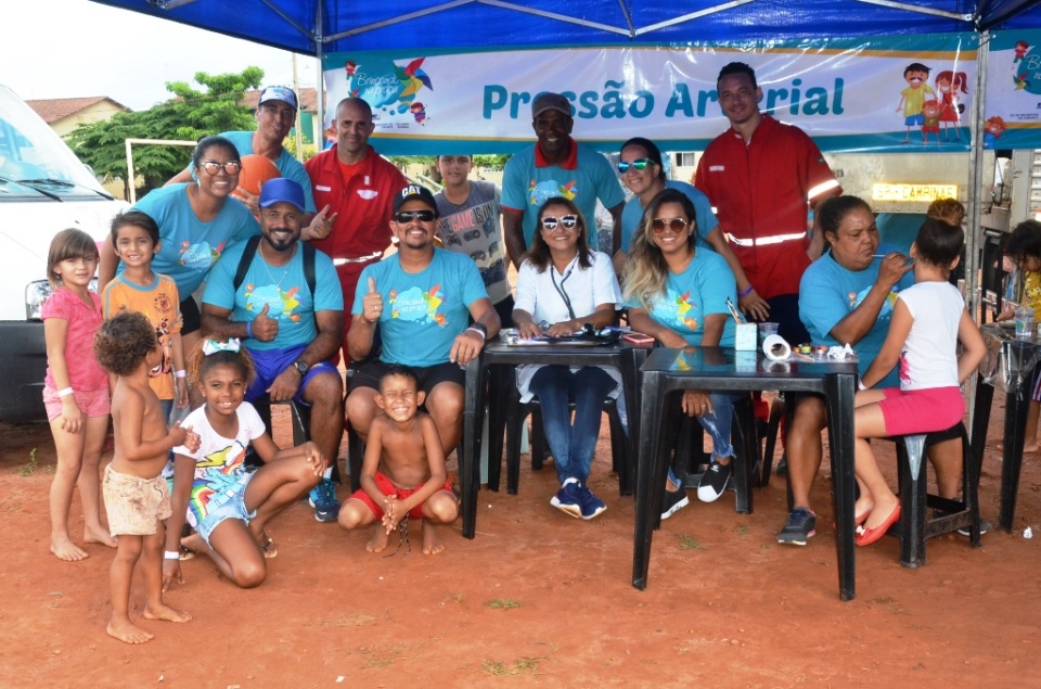 “Brincando na Praça” divertiu garotada do Residencial Novo Oeste em Três Lagoas