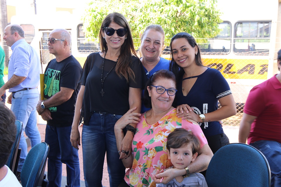Reforma do CRASE “Coração de Mãe” é entregue aos servidores e às crianças e adolescentes Reforma do CRASE “Coração de Mãe” é entregue aos servidores e às crianças e adolescentes