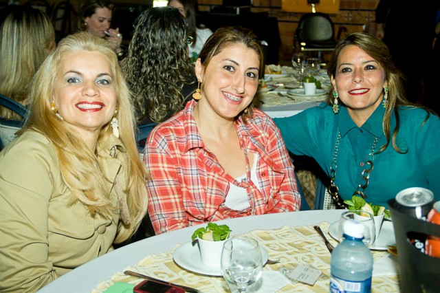 Boutique Vitória Flor participou de noite de glamour em hotel da cidade Boutique Vitória Flor participou de noite de glamour em hotel da cidade