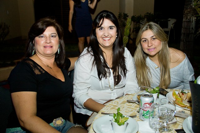 Boutique Vitória Flor participou de noite de glamour em hotel da cidade Boutique Vitória Flor participou de noite de glamour em hotel da cidade