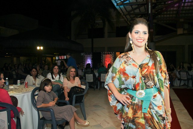 Boutique Vitória Flor participou de noite de glamour em hotel da cidade Boutique Vitória Flor participou de noite de glamour em hotel da cidade