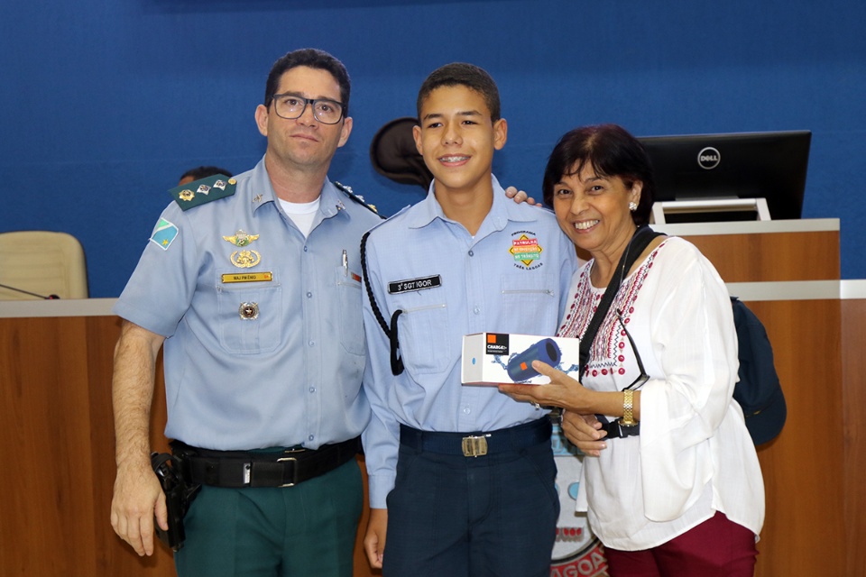 Assistência promove solenidade de formatura do SCFV Patrulha Mirim Rodoviária