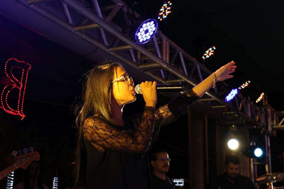 Banda Cristo Redentor presta homenagens a músicos