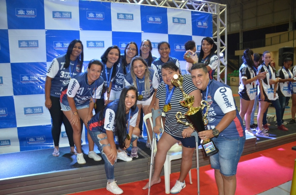 COPA UNIMED: Muito Mais e HCTL são os grandes campeões de futsal e handebol 2018