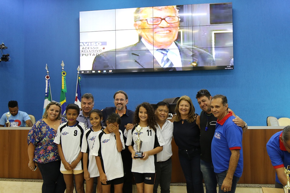 SEJUVEL entrega premiações aos vencedores e escolas dos JET’s 2018