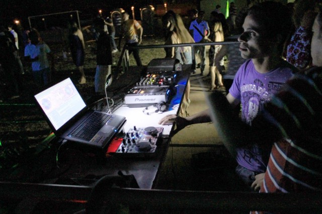 Lual Pele Negra & Cydadão Sky