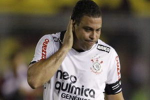 Ronaldo desesperado durante a partida
Foto: Divulgação