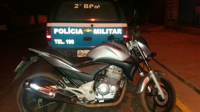 Motocicleta que havia sido furtada em Três Lagoas e foi recuperada em Brasilândia (Foto: Assessoria)