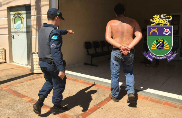 O autor da agressão foi encaminhado à Delegacia de Atendimento a Mulher, onde a autoridade policial ratificou a prisão em flagrante pelo crime de lesão corporal (Foto: Assessoria)