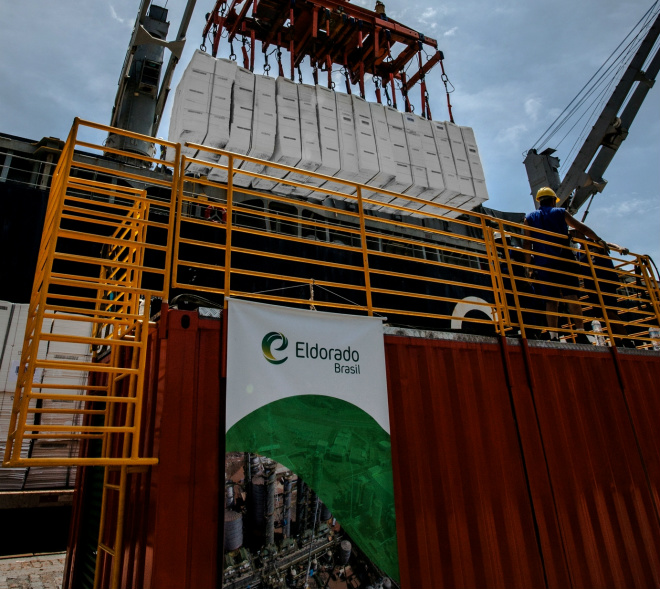 Primeira carga de exportação da Eldorado Brasil no Porto de Santos - SP. Foto: Sergio Furtado