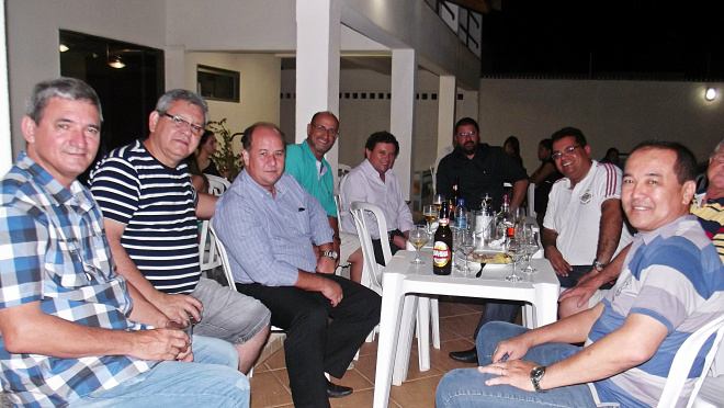 O anfitrião Ojeda recebeu os presentes com seu carisma e abriu as portas de sua empresa para os convidados (Foto: Jean Souza/Perfil News)