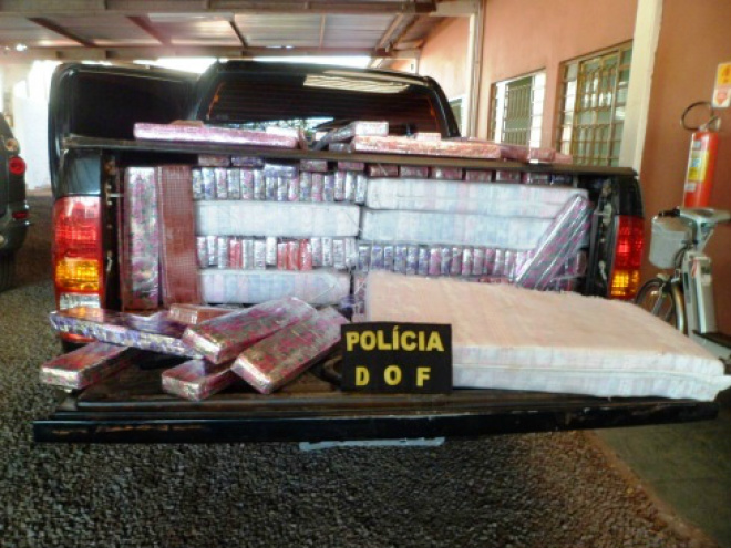 DOF apreende mais de 23t de maconha em todo o ano de 2012 Droga encontrada em Caarapó (Foto: Arquivo)