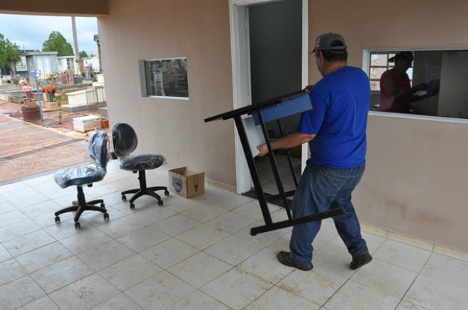 Questões do Cemitério são centralizadas para melhor atender à população O setor de Aforamento agora funciona no Cemitério Municipal
Foto: Assessoria