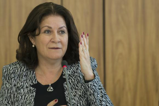 A ministra do Planejamento, Miriam Belchior, diz que PAC manteve investimentos que protegeram o Brasil dos efeitos da crise (Foto: Marcelo Camargo/Agência Brasil)