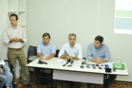 O consultor do MBC, Rogério Caiuby, apresentou o novo projeto administrativo do governo Reinaldo Azambuja (Foto: CG News)