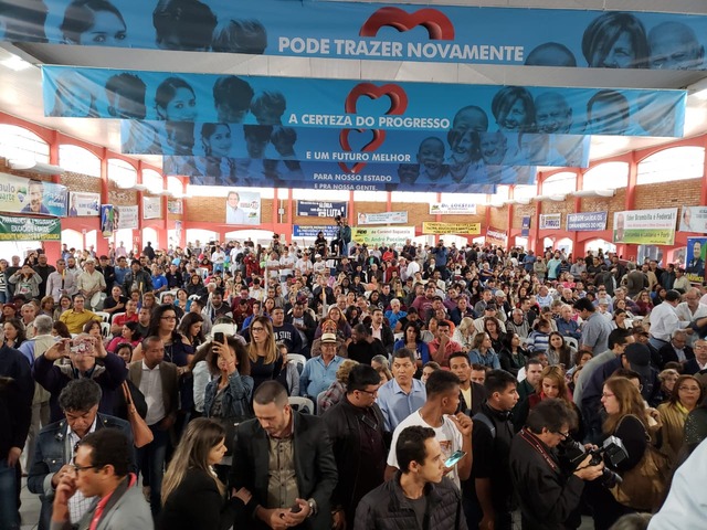 Harfouche retira candidatura ao governo e será vice de Simone Tebet Convenção do MDB acontece agora em Campo Grande e definirá a composição da chapa do partido para as eleições deste ano. Foto enviada pelo prefeito de Brasilândia, dr. Antonio Thiago.