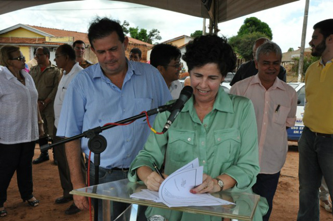 Assinatura da ordem de serviço aconteceu na manhã desta sexta-feira (20)
Foto: Assessoria de Comunicação