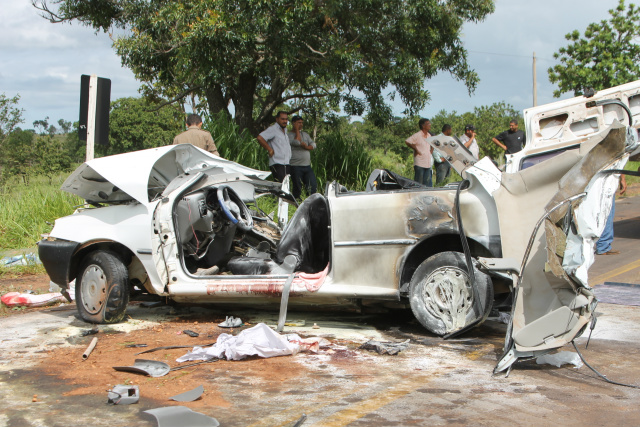 Acidente desta quarta-feira, dia 22, tirou a vida de mais três pessoas (Foto: Jean Souza/Perfil News)