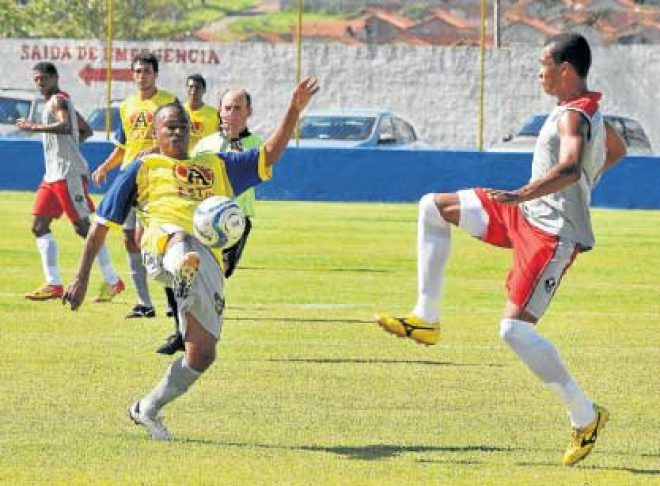 O Cene perdeu por 2 a 0 para o Águia Negra
Foto: ÁLVARO REZENDE/CORREIO DO ESTADO