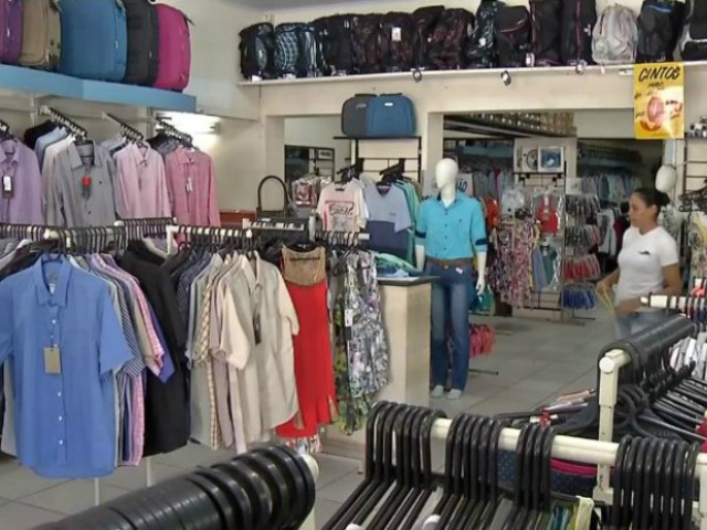 Dia das Mães deve movimentar 26% menos em MS, R$ 159,46 milhões Vestuário foi apontado como a principal opção de presente em pesquisa para o Dia das Mães em MS (Foto: Reprodução/TV Morena)
