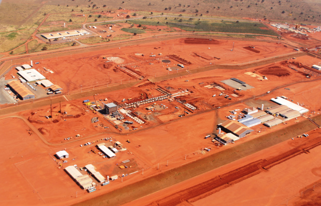 Imagem aéreas feitas no ano passado pelo Perfil News no ano passado mostra a obra da fábrica de fertilizantes da Petrobras que está sendo construída em Três Lagoas (Foto: Ricardo Ojeda) 