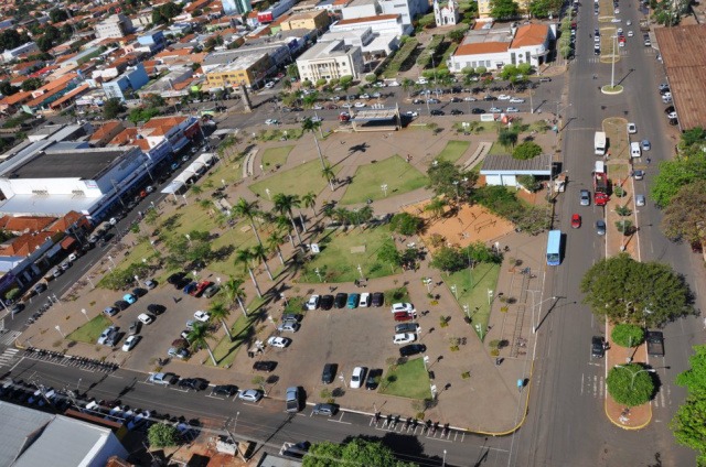 Comércio funcionará em horário especial para o Dia dos Pais Comércio da área central poderá fechar mais tarde na próxima sexta e sábado. Foto: Arquivo Perfil News.