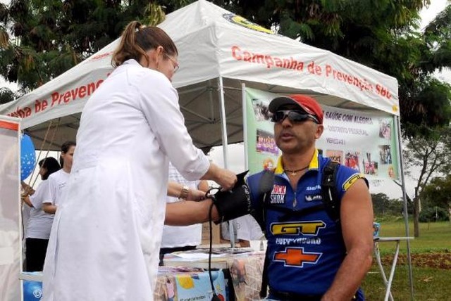 Segundo o presidente da SBC, Marcus Bolivar Malachias, a metade de mortes por doenças cardiovasculares poderia ser evitada ou postergada por muitos anos com prevenção e cuidado. (Foto: Arquivo/Agência Brasil)