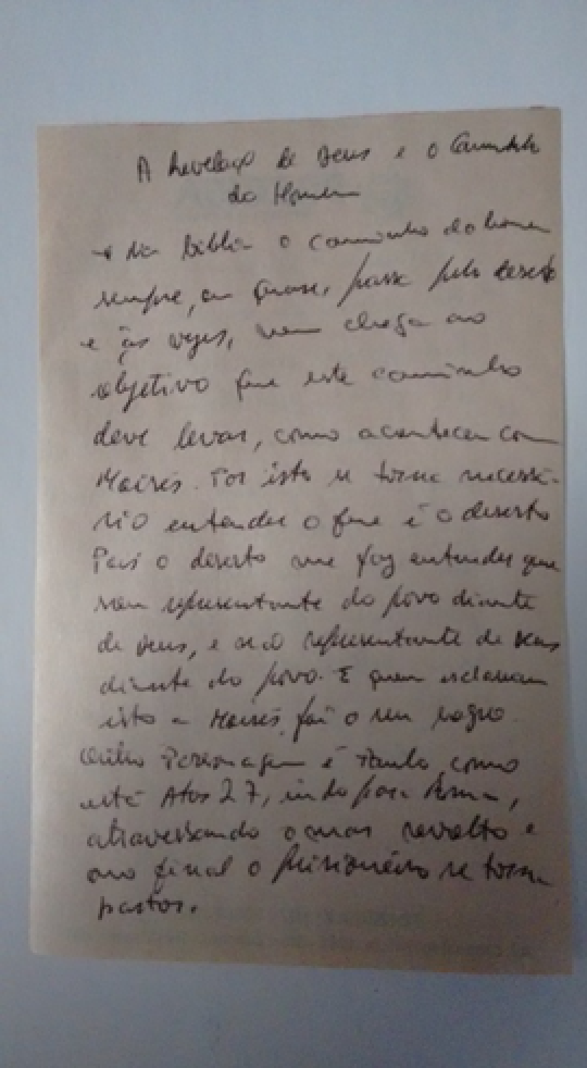 Texto manuscrito por Dom Moreira. (Foto: Assessoria)