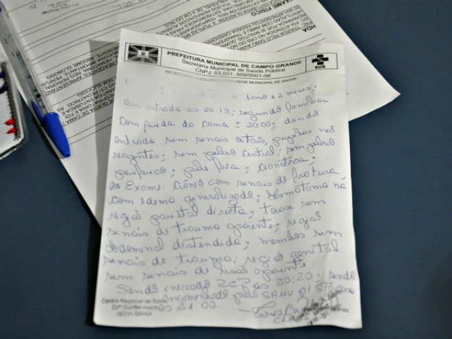 Polícia investiga morte de criança de 1 ano e 2 meses por agressão Delegado apresenta laudo da Santa Casa constatando óbito da criança (Foto: Maressa Mendonça/ G1 MS)