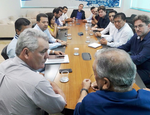 Prefeito e vereadores se reúnem na sede da Sanesul para tratar sobre investimento para Três Lagoas Foto/Assessoria