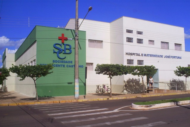 Negligência em hospital de Castilho pode ter causado morte de bebê de 7 meses Hospital e Prefeitura alegaram, em nota, que a menina já chegou em estado grave e que Giovana morreu a caminho de Araçatuba. (Foto: Lucas Gustavo / Perfil News)