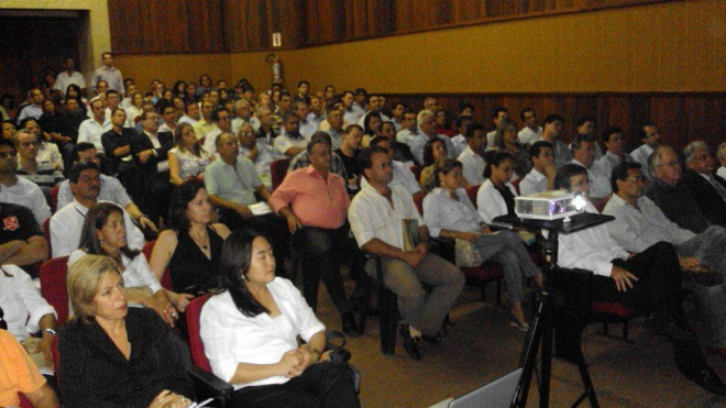 Desafio da Caixa e corretores de imóveis de MS é atingir financiamentos R$ 2 bi Desafio da Caixa e corretores de imóveis de MS é atingir R$ 2 bi em financiamentos imobiliários em 2012
Foto: Assessoria de Comunicação