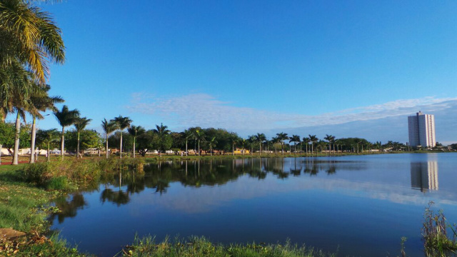 Com algumas nuvens, a temperatura registrada nas primeiras horas desta quinta-feira foi de 10°C. (Foto: Ricardo Ojeda)