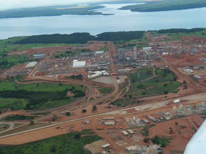 Canteiro de obras de Eldorado, indústria de celulose que está sendo construída em Três Lagoas, com previsão para entrar em atividade de dezembro deste ano (Foto: Ricardo Ojeda)