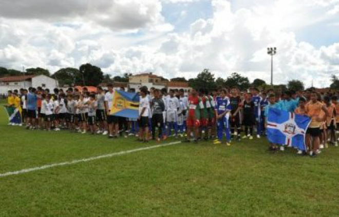 Encerramento 3º Copa João Paulo Ramos Ferreira de Futebol em Ribas do Rio Pardo
Foto: Assesssoria de Comunicação