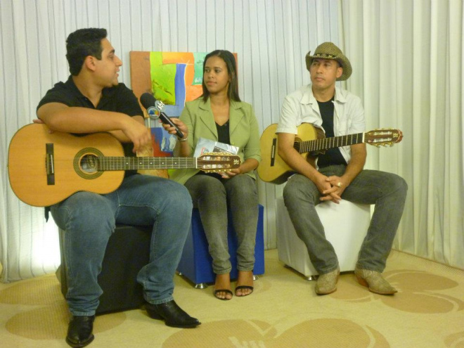 Dupla sertaneja apresenta seu trabalho no Grupo Perfil de Comunicação A dupla lançou um cd e um dvd recentemente
Foto: Rafael Furlan