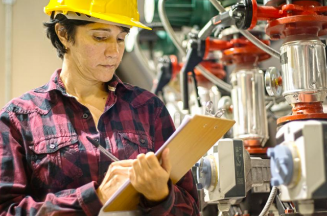 Com a evolução das tecnologias, as engenharias tornaram-se áreas do saber ainda mais promissoras, gerando oportunidades de destaque na carreira profissional. (Foto: Divulgação)