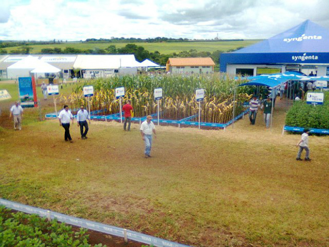 Participantes conheceram os últimos avanços tecnológicos na produção rural
Foto: Assessoria de Comunicação