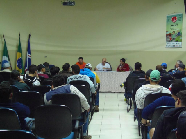 Sejuvel realizou Congresso Técnico do Campeonato Municipal – série A e B O Congresso Técnico para definir a regras do Campeonato Municipal de Futsal foi realizado na noite dessa quinta-feira (Foto: Assessoria)