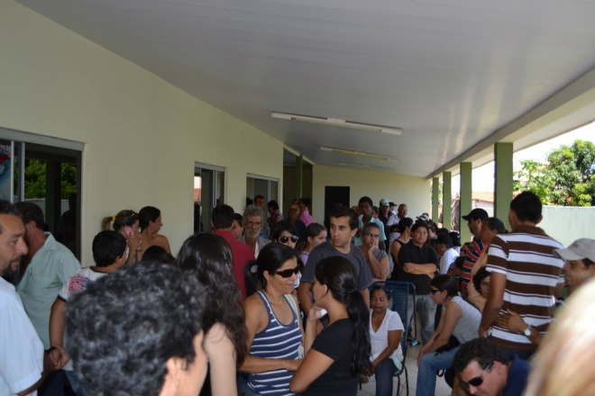 Sepultamento das vítimas de Bataguassu comove moradores Sepultamento comove moradores
Foto: cidadesnaweb