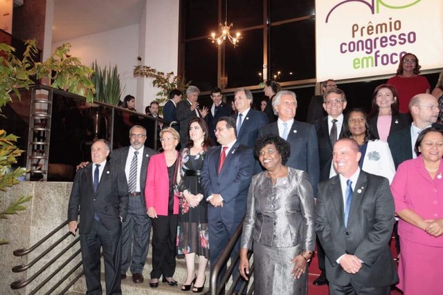 Simone Tebet é eleita a Melhor Senadora de 2018 Senadores receberam o