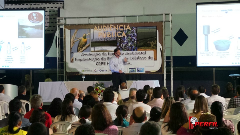 Empresas são convidadas para iniciar obras de terraplanagem da fábrica de celulose em Ribas Audiência Pública para avaliação de impacto ambiental da Fábrica foi realizada em 2014. Foto: Arquivo Perfil News